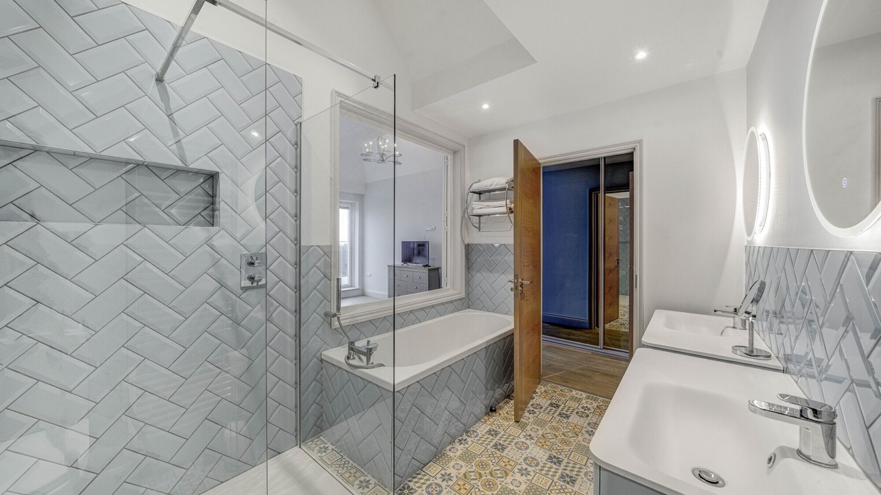 Photo of Bathroom in Felpham