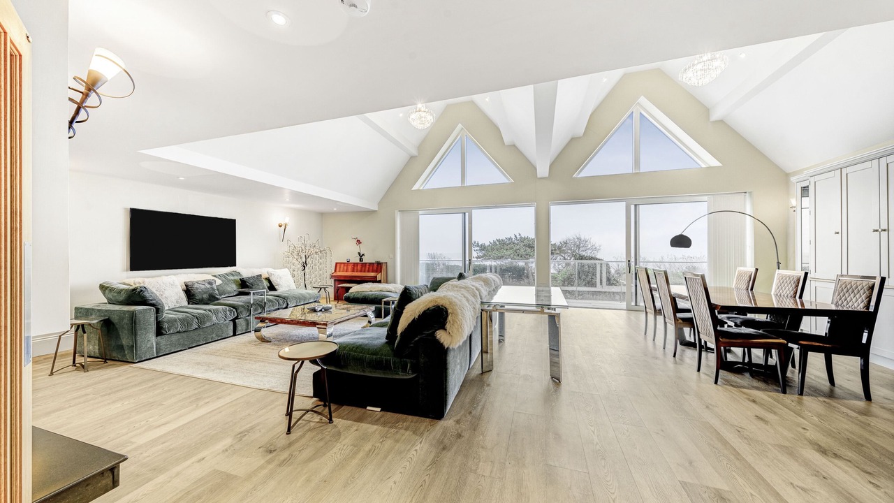 Photo of Others in Felpham