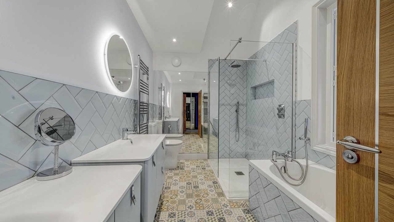 Photo of Others in Felpham