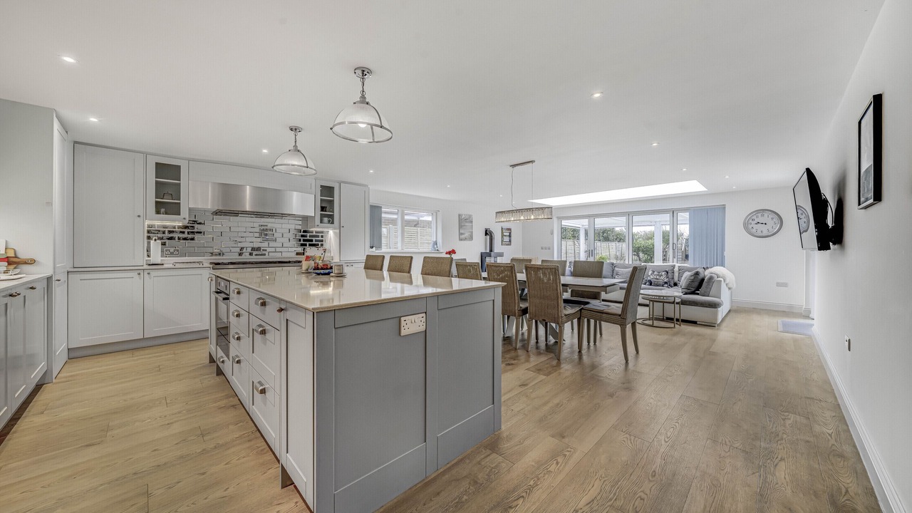 Photo of Others in Felpham