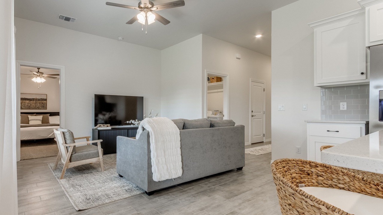 Photo of Livingroom in Moore