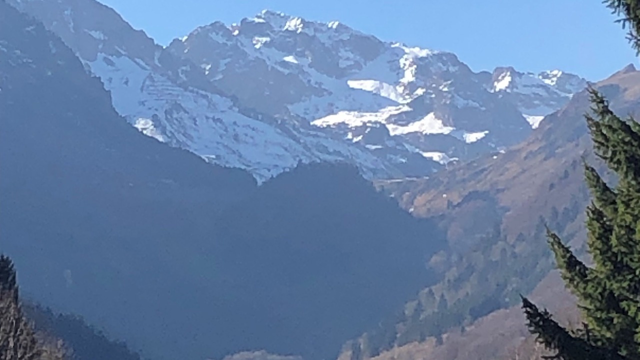 Photo of Others in Campan