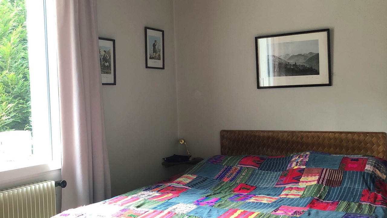 Photo of Bedroom in Campan