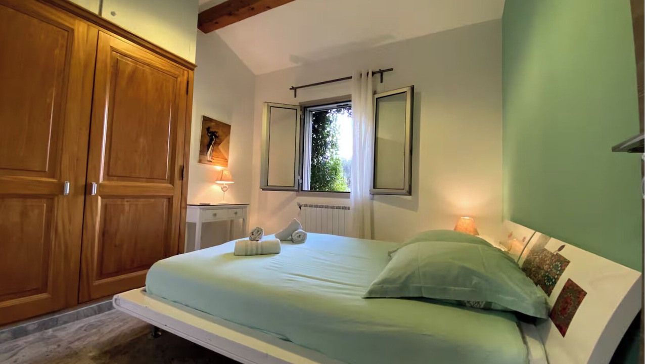 Photo of Bedroom in Allauch