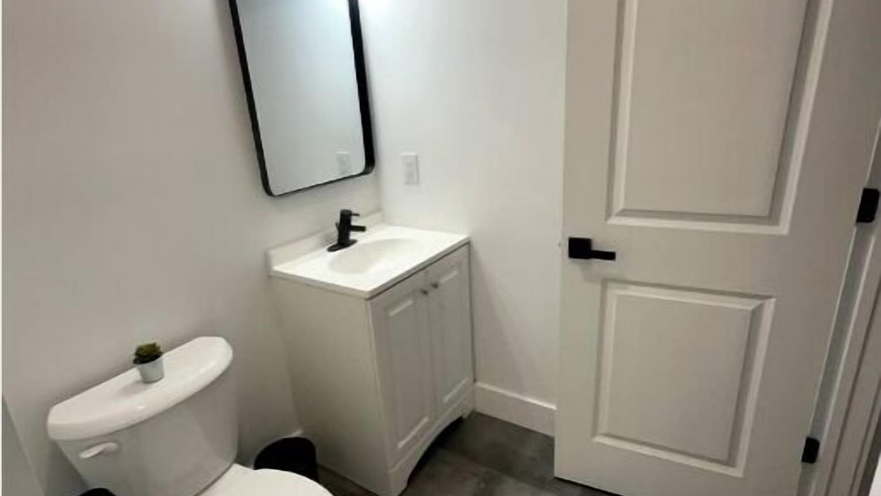 Photo of Bathroom in Ampere