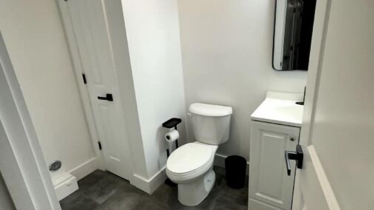 Photo of Bathroom in Ampere