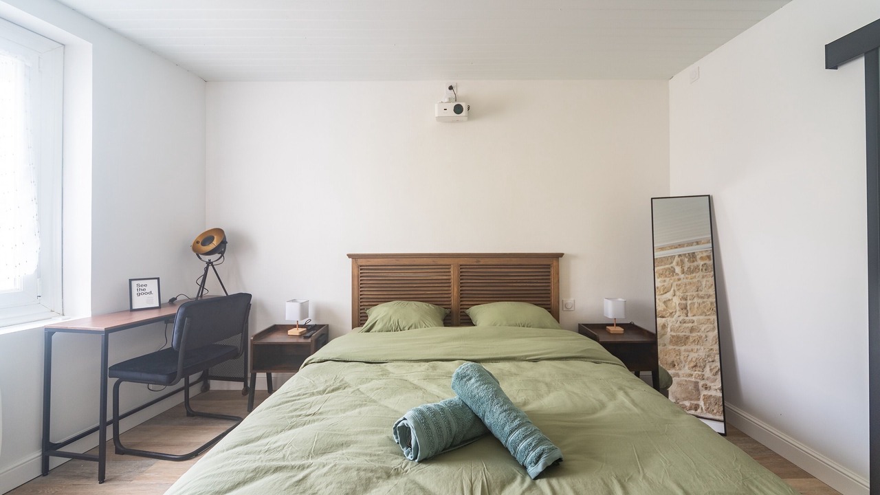 Photo of Bedroom in Lucon