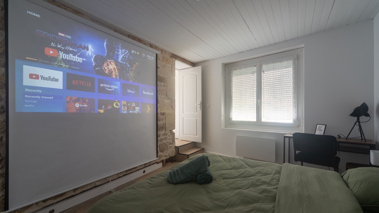 Photo of Bedroom in Lucon