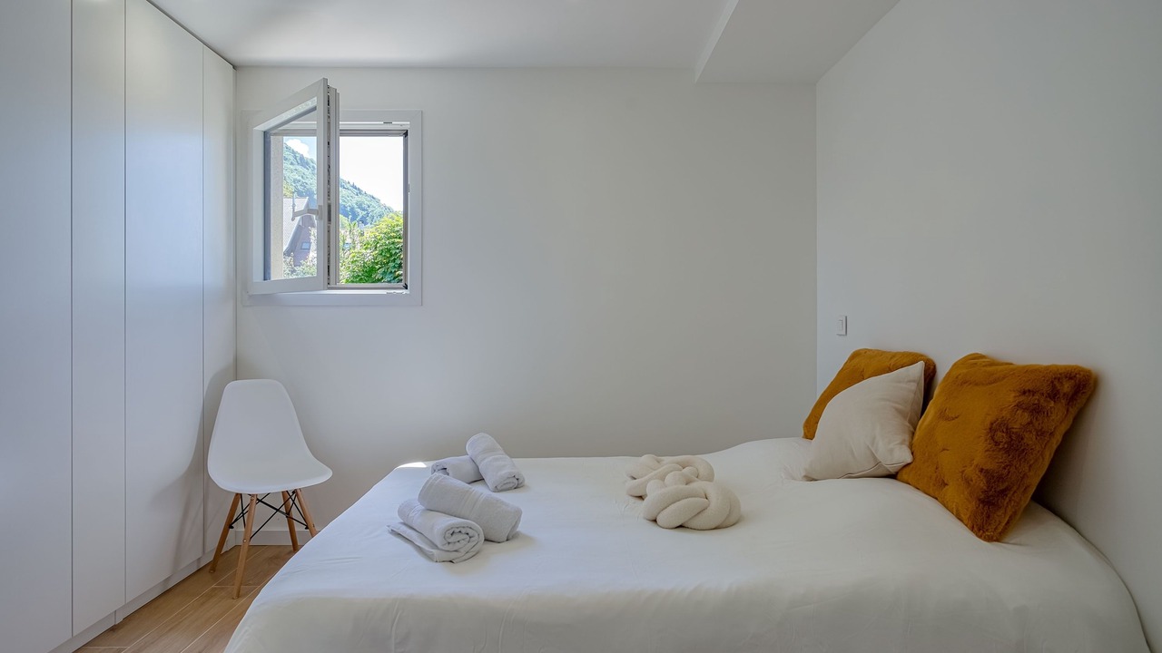 Photo of Bedroom in Veyrier-du-Lac