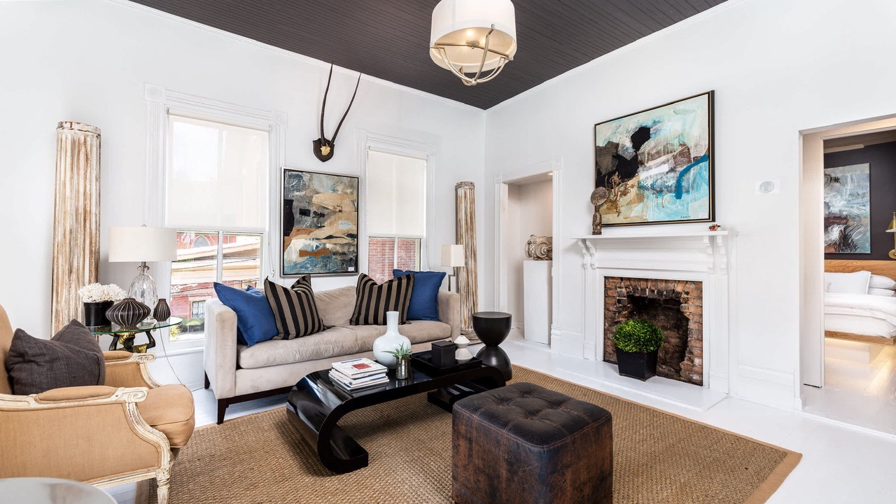 Photo of Livingroom in Macon