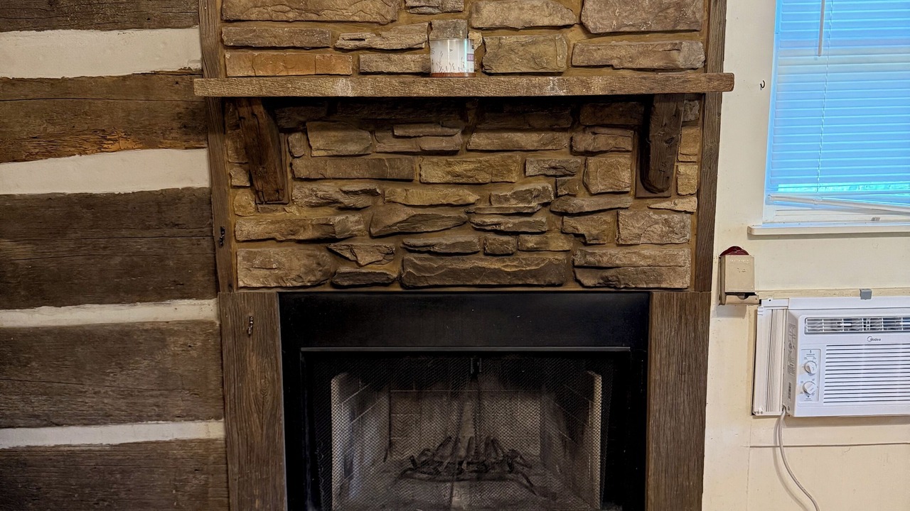Photo of Livingroom in Hickman
