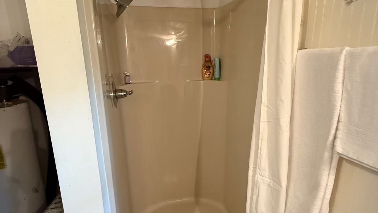 Photo of Bathroom in Hickman