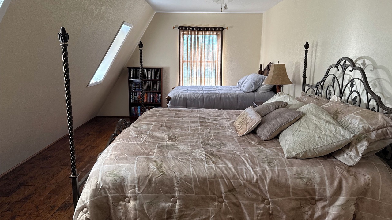 Photo of Bedroom in Lyon County