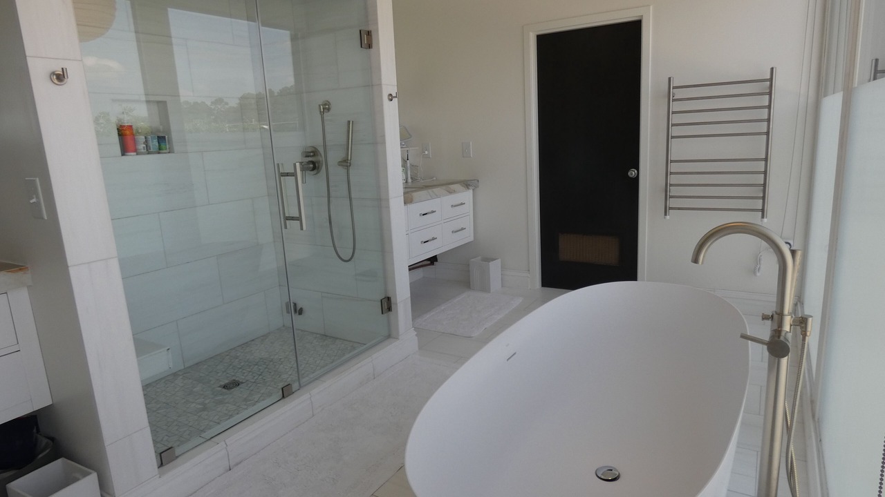 Photo of Bathroom in Forest Hills