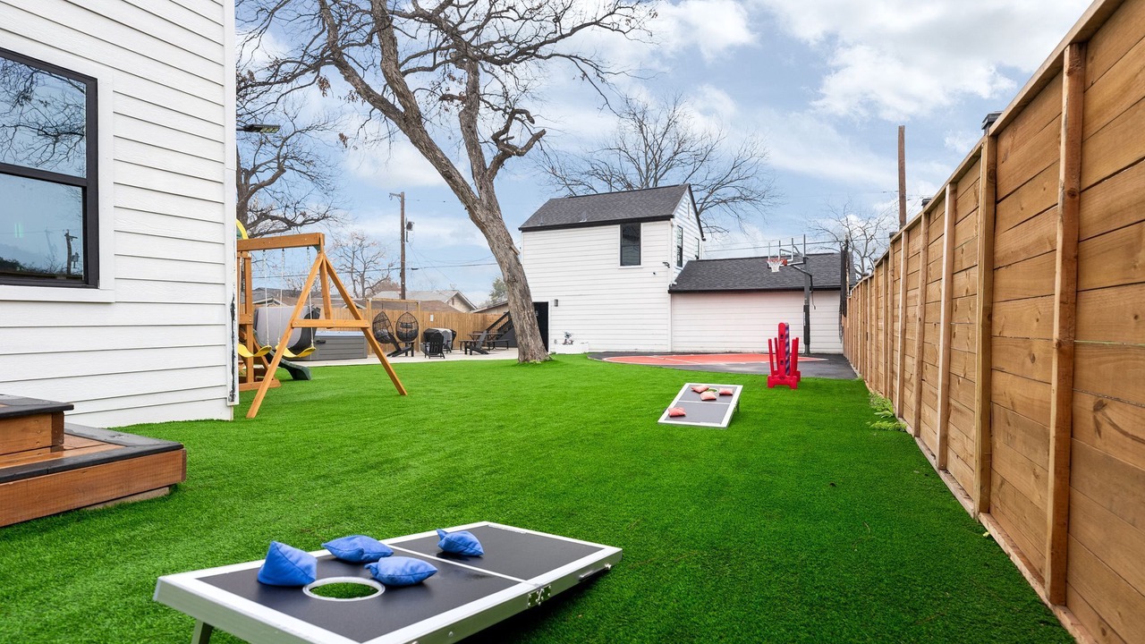 Photo of Outdoor in Highland Park