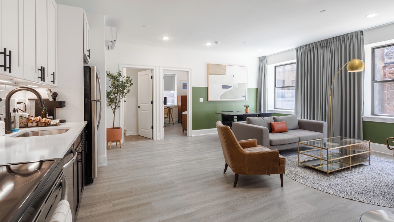 Photo of Livingroom in Rittenhouse Row