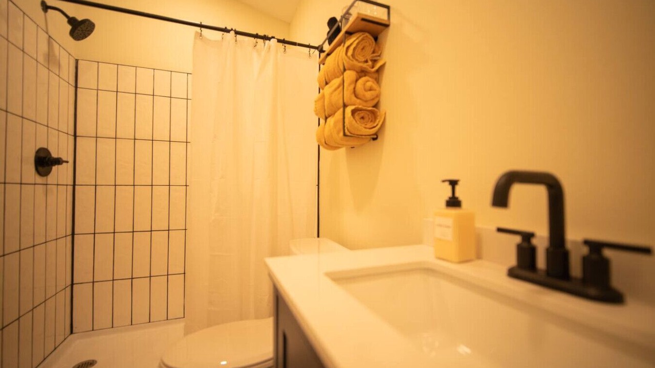 Photo of Bathroom in Jasper