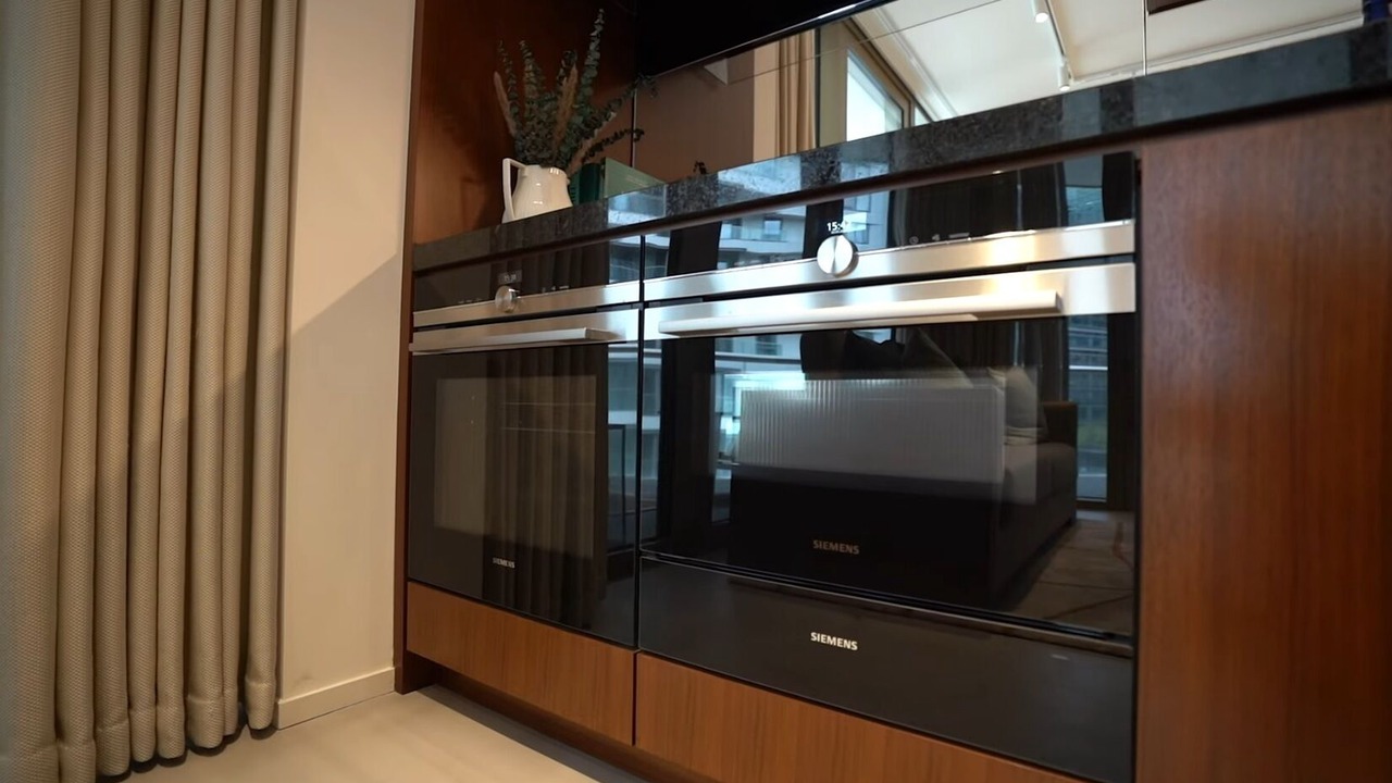 Photo of Others in Canary Wharf