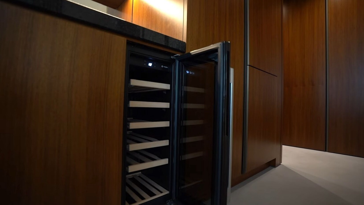 Photo of Others in Canary Wharf