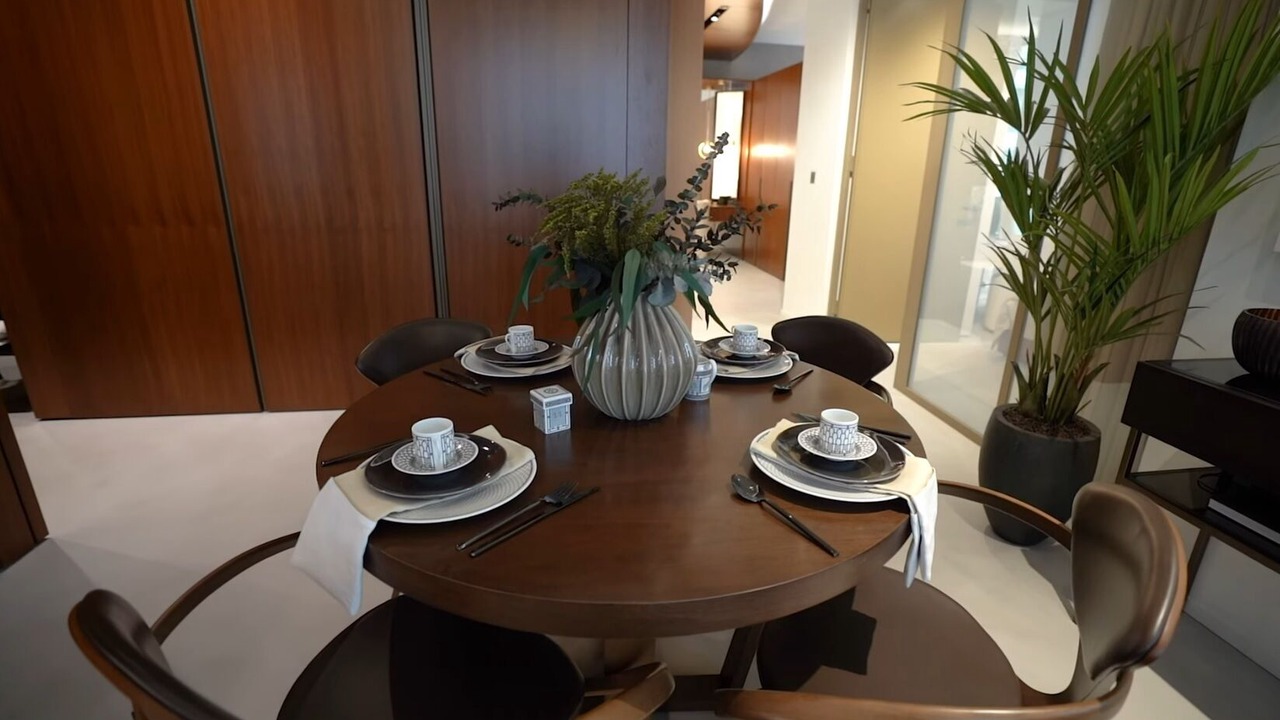 Photo of Others in Canary Wharf