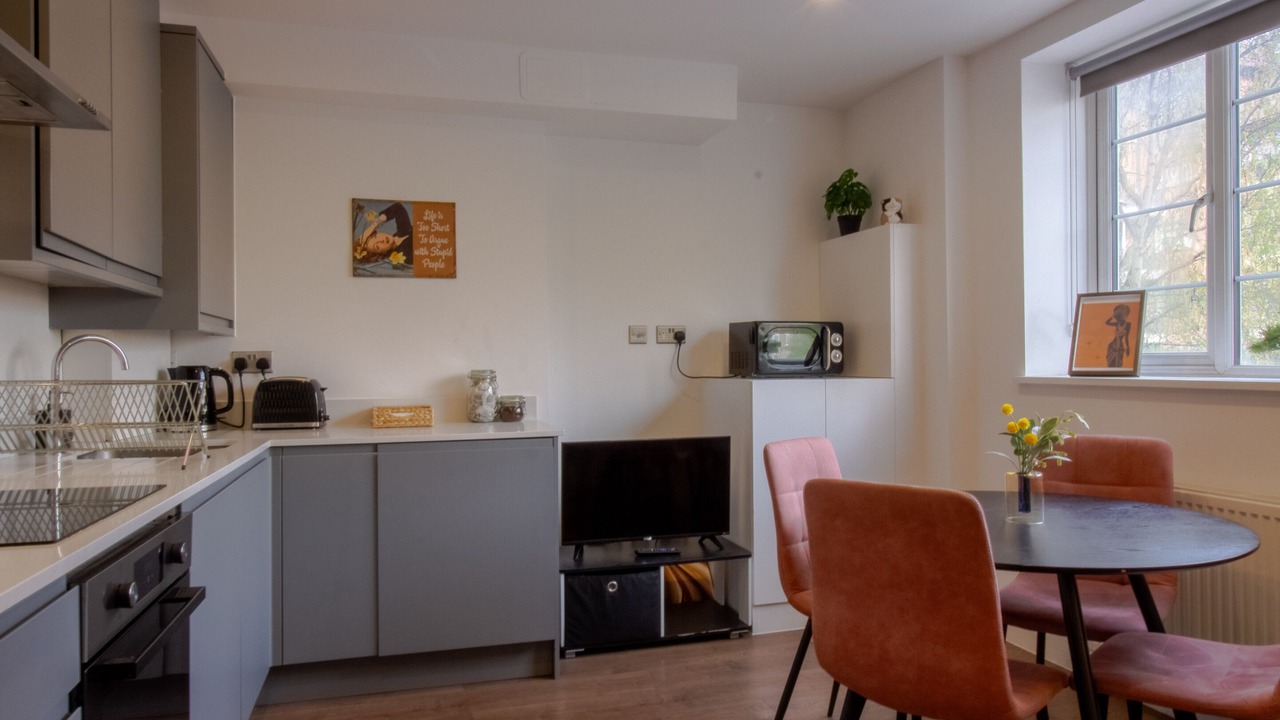 Photo of Others in Vauxhall