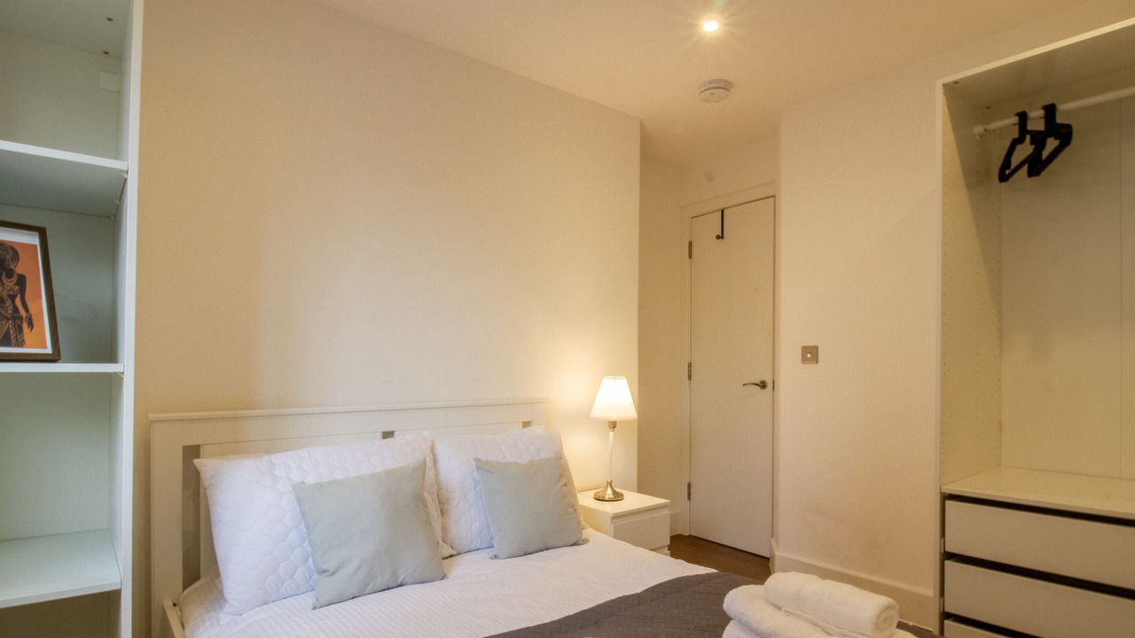 Photo of Bedroom in Vauxhall