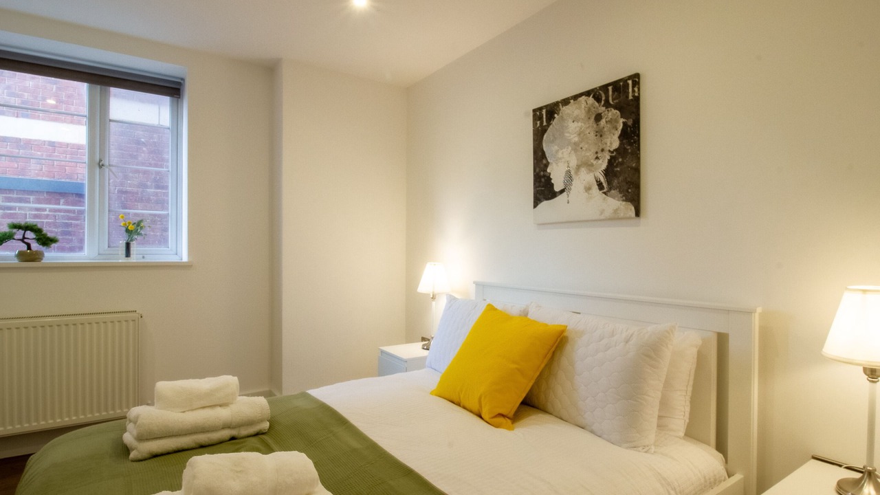 Photo of Others in Vauxhall