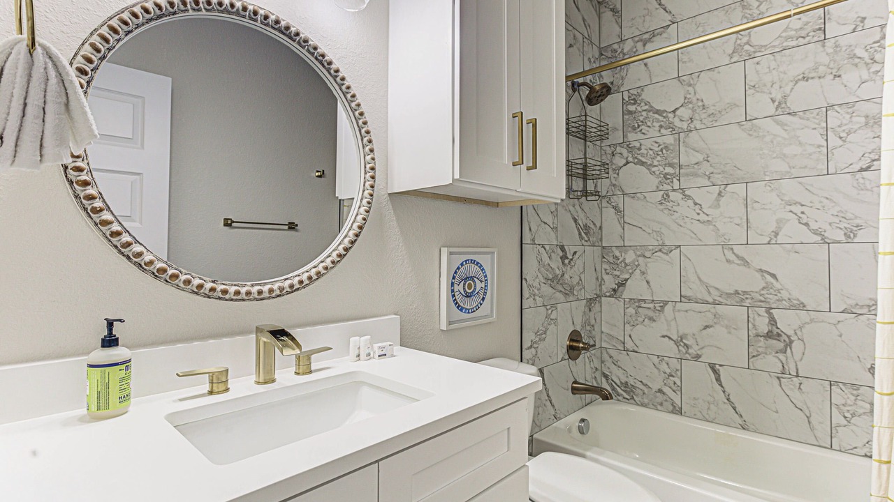Photo of Bathroom in Cottonwood Shores