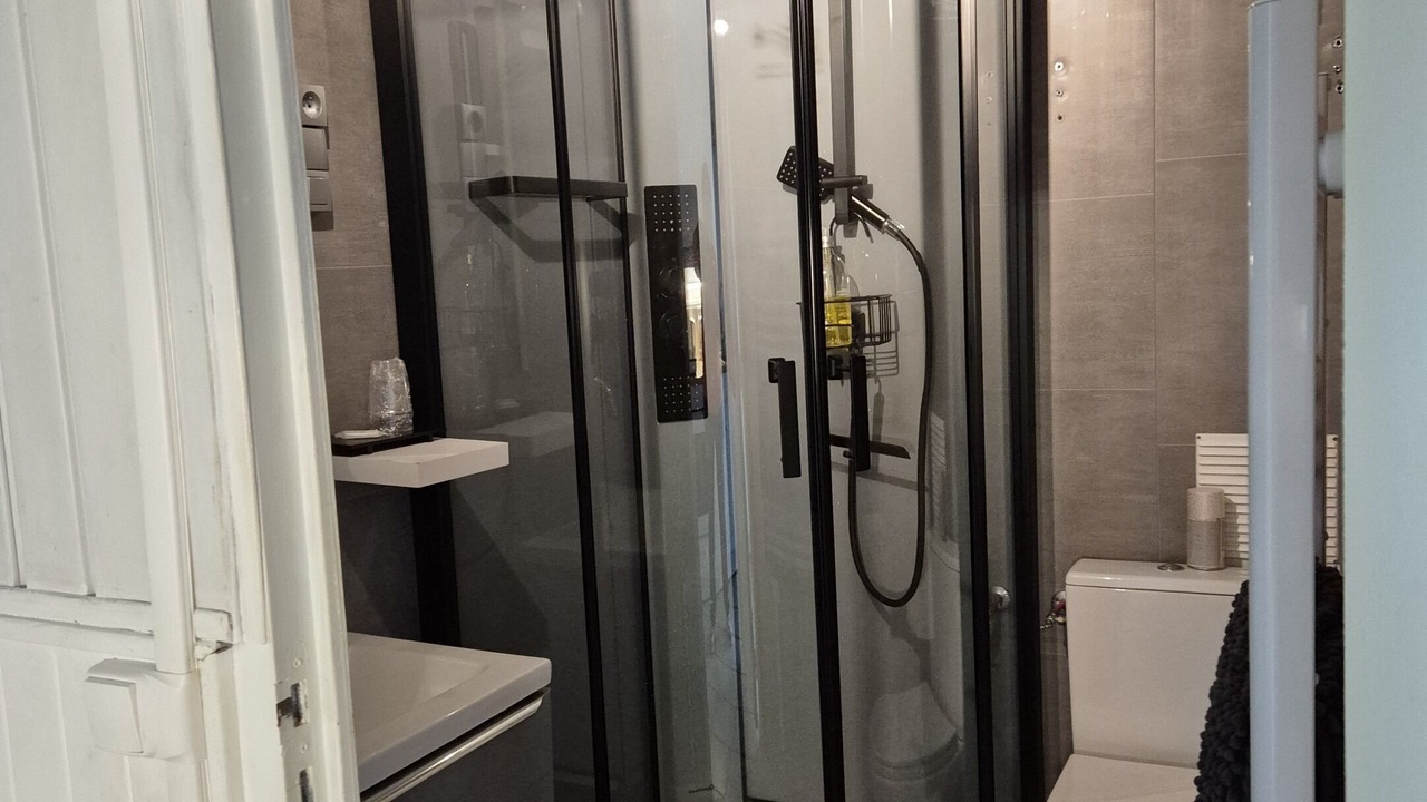 Photo of Bathroom in Crest