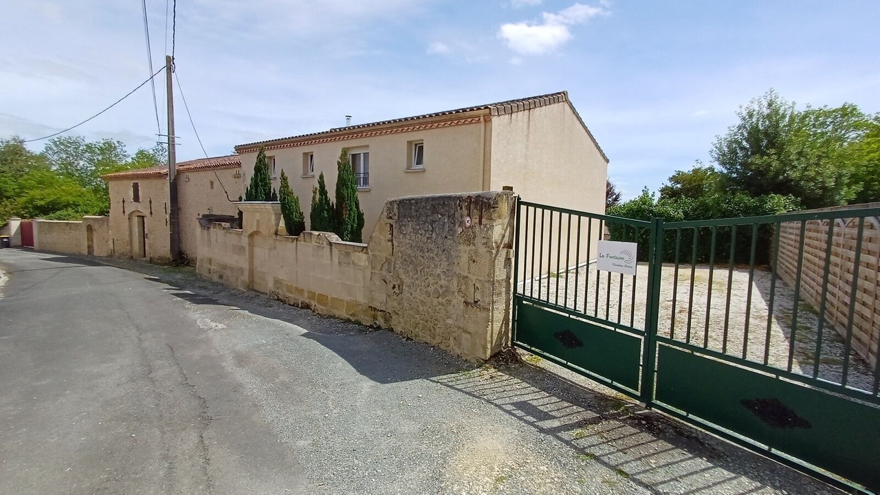 Photo of Outdoor in Saint-Seurin-de-Cadourne