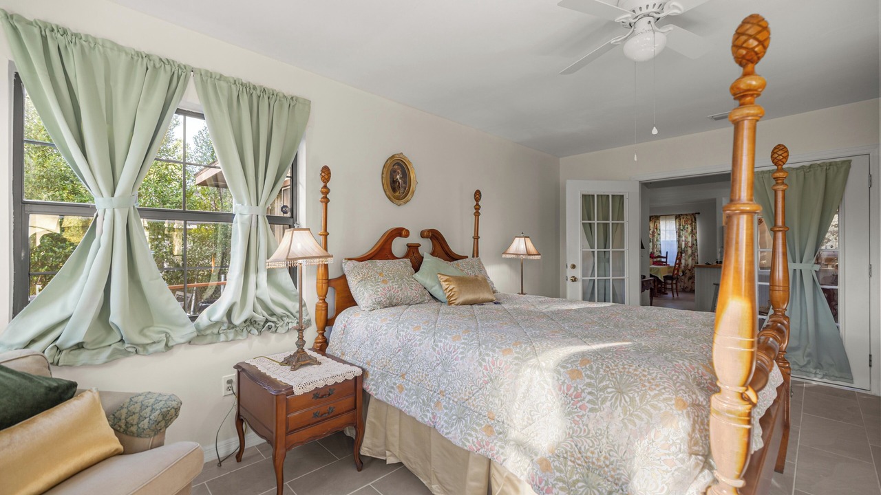 Photo of Bedroom in Williston Highlands