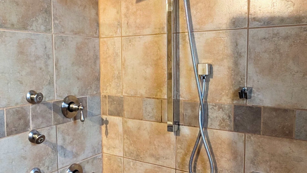 Photo of Bathroom in Ste Anne de Beaupre