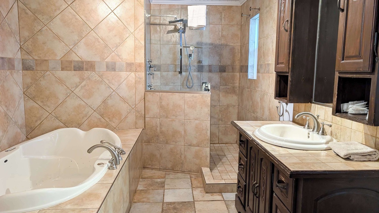 Photo of Bathroom in Ste Anne de Beaupre