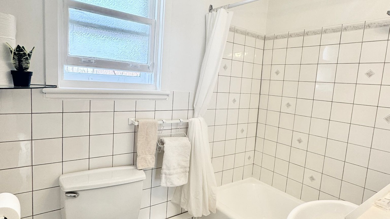 Photo of Bathroom in Ste Anne de Beaupre