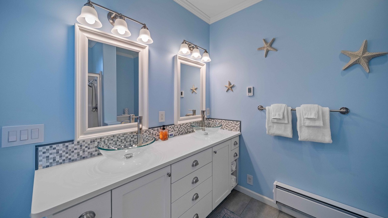 Photo of Bathroom in Barview