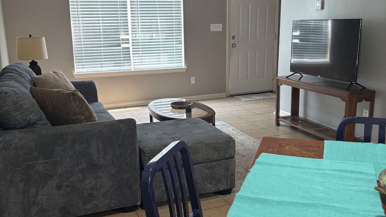 Photo of Livingroom in Bryant