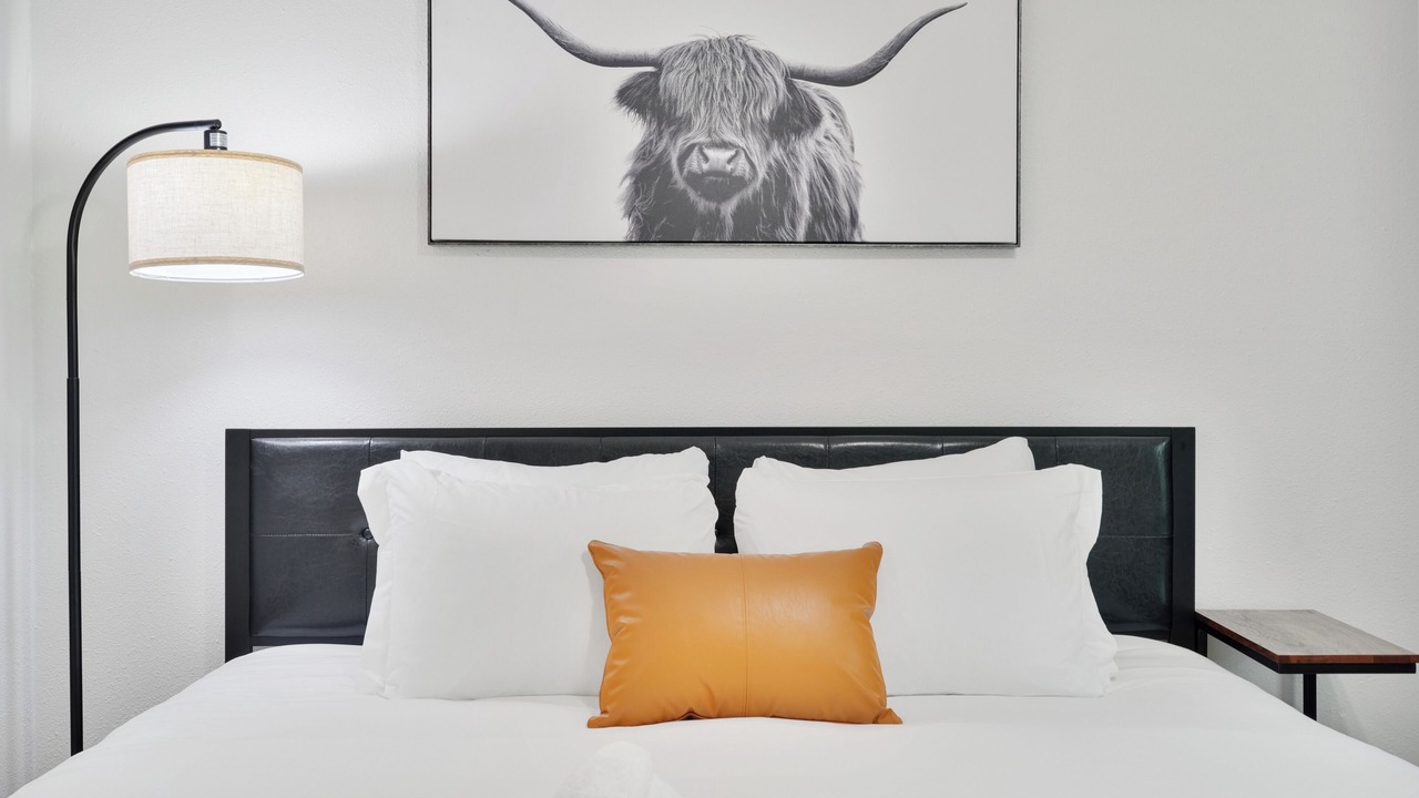 Photo of Bedroom in Hyde Park