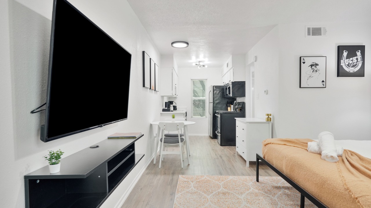 Photo of Bedroom in Hyde Park