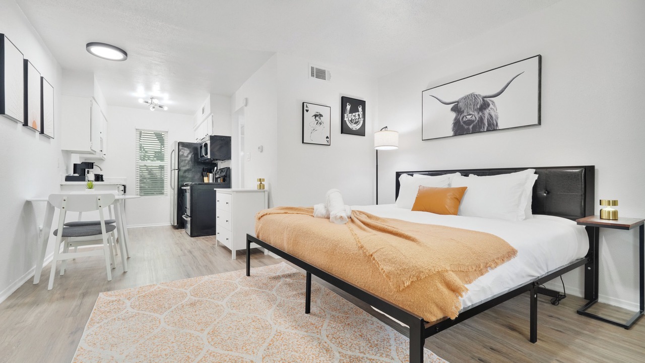 Photo of Bedroom in Hyde Park