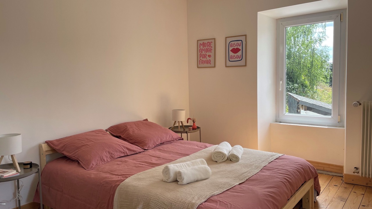 Photo of Bedroom in Trelaze