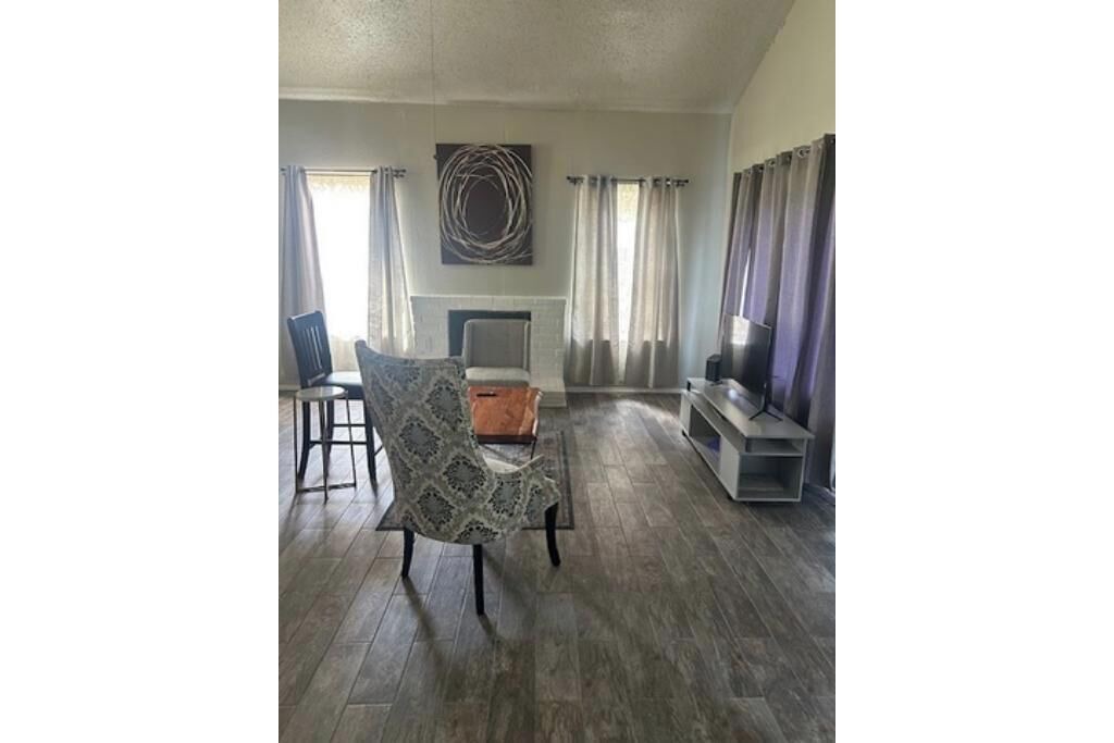 Photo of Livingroom in Mission Bend