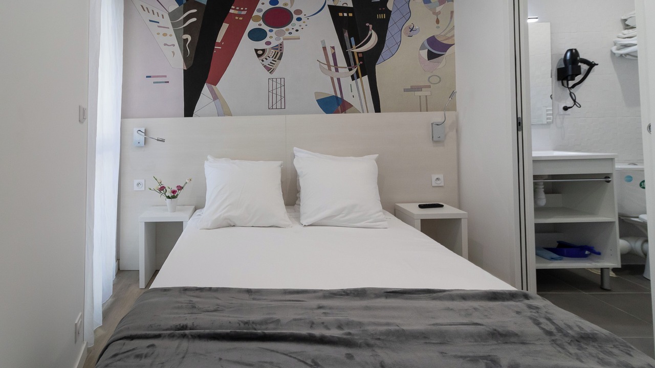 Photo of Bedroom in Arnaud Bernard