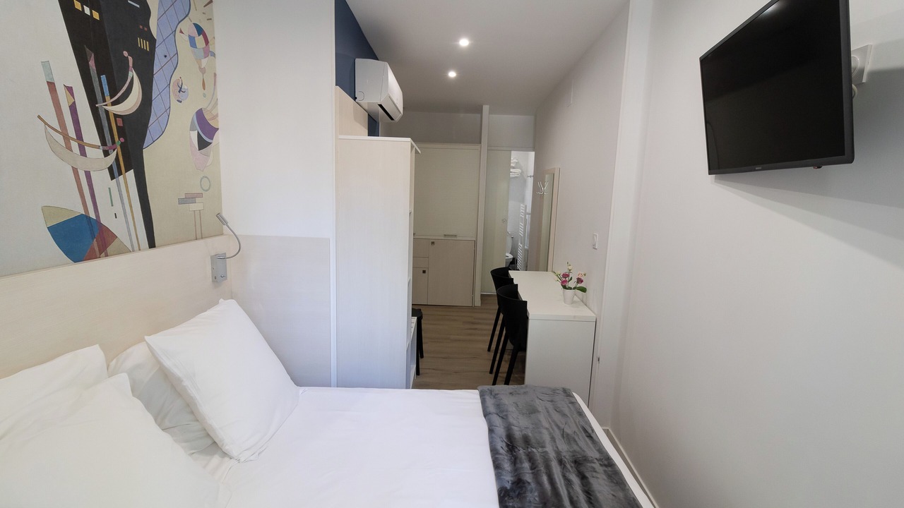 Photo of Bedroom in Arnaud Bernard