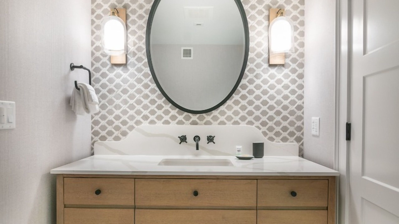 Photo of Bathroom in Midway