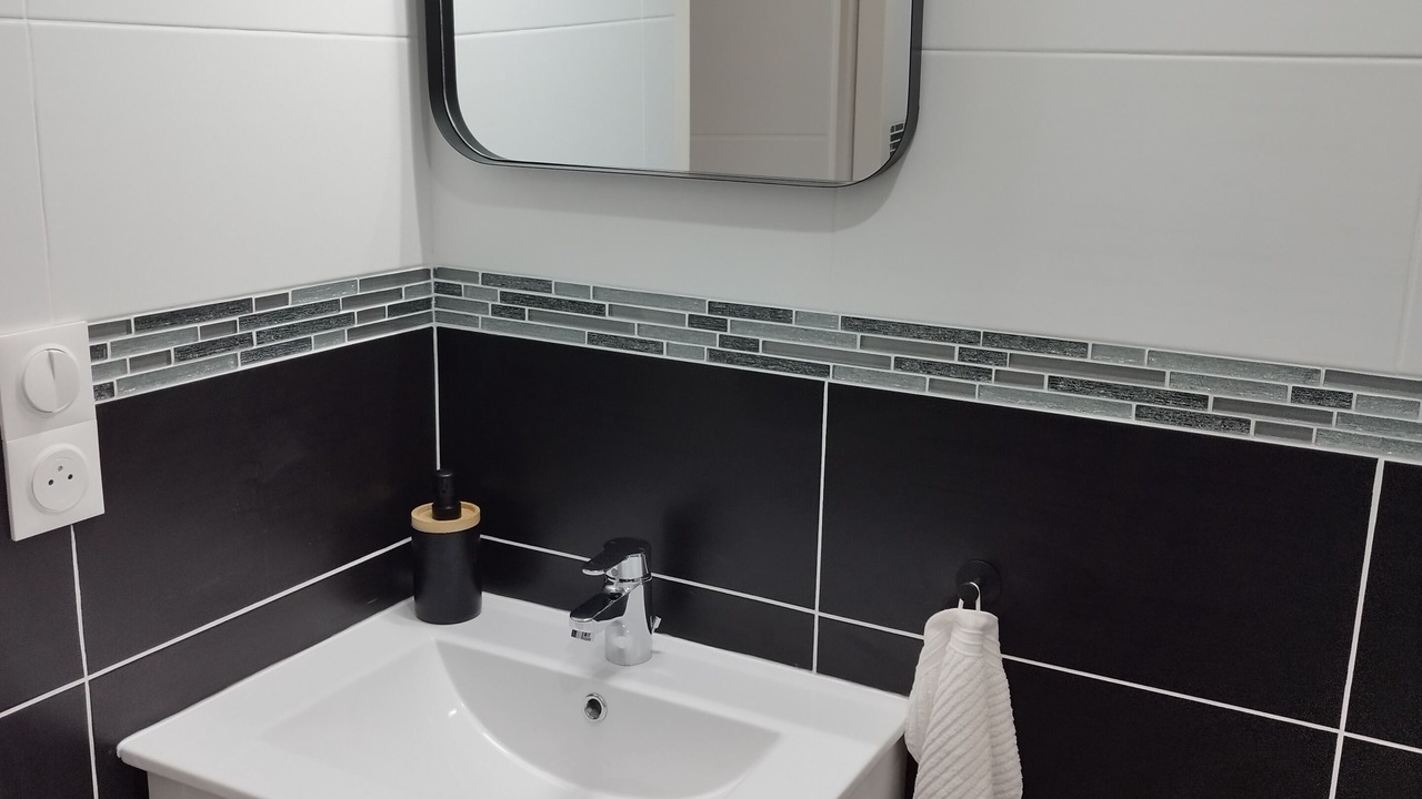 Photo of Bathroom in Pernant