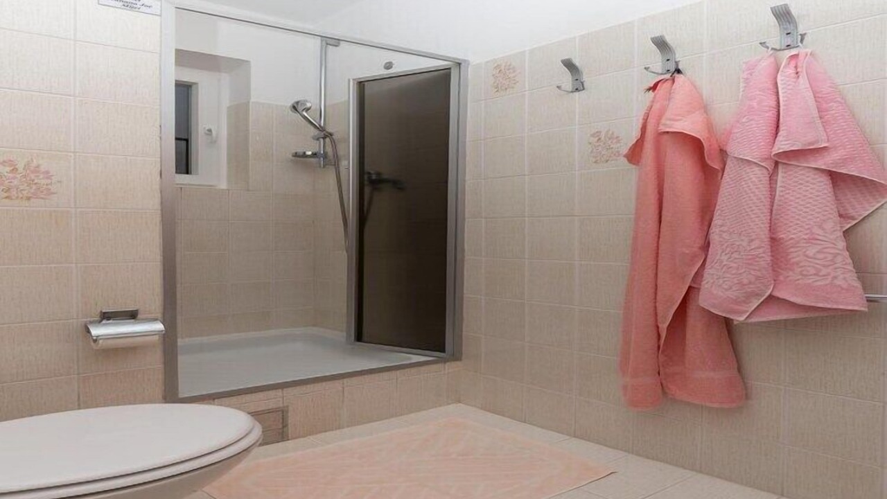 Photo of Bathroom in Kobas