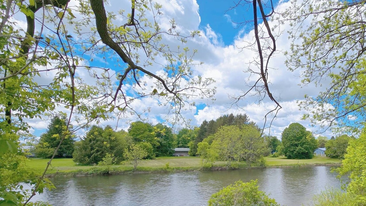 Photo of Others in Cortland