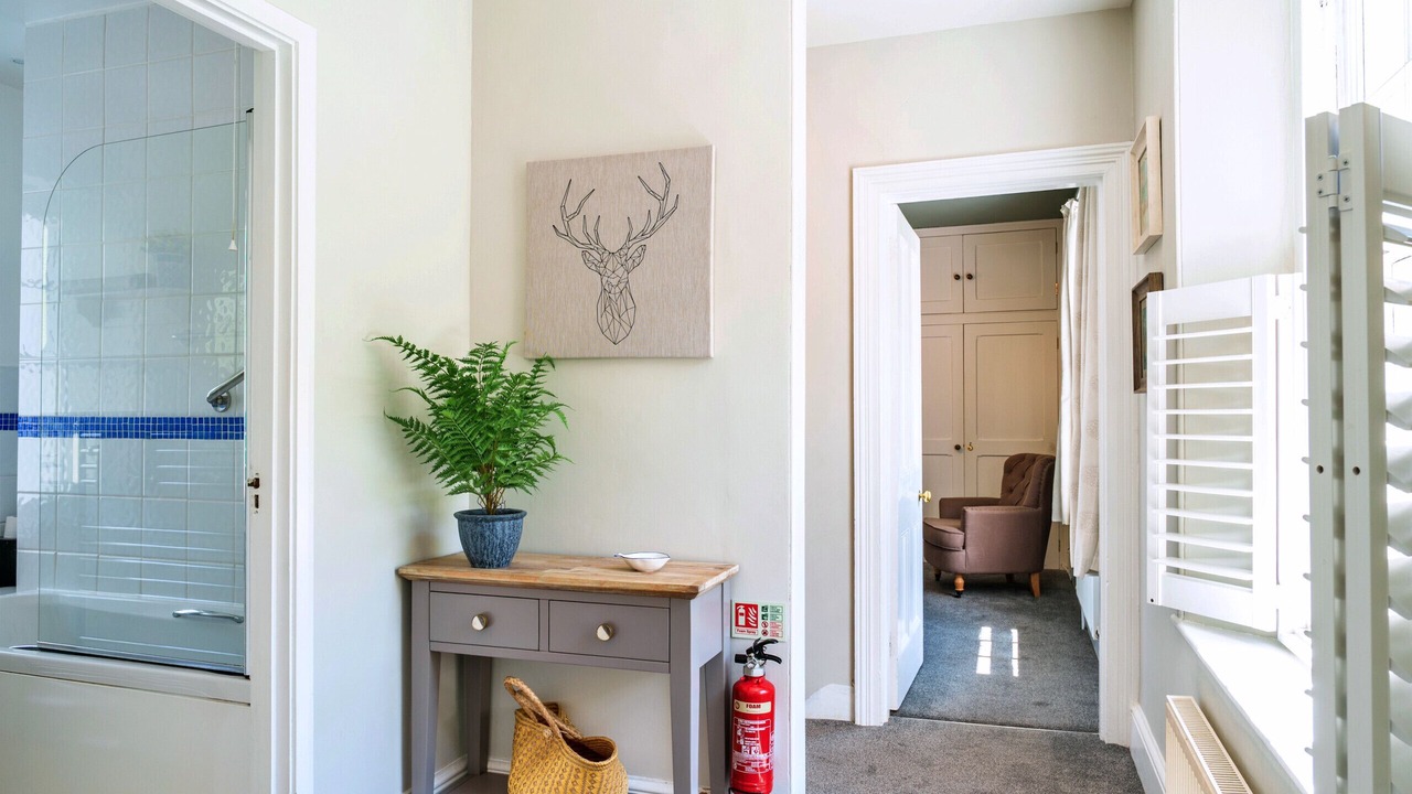 Photo of Bathroom in Cawsand