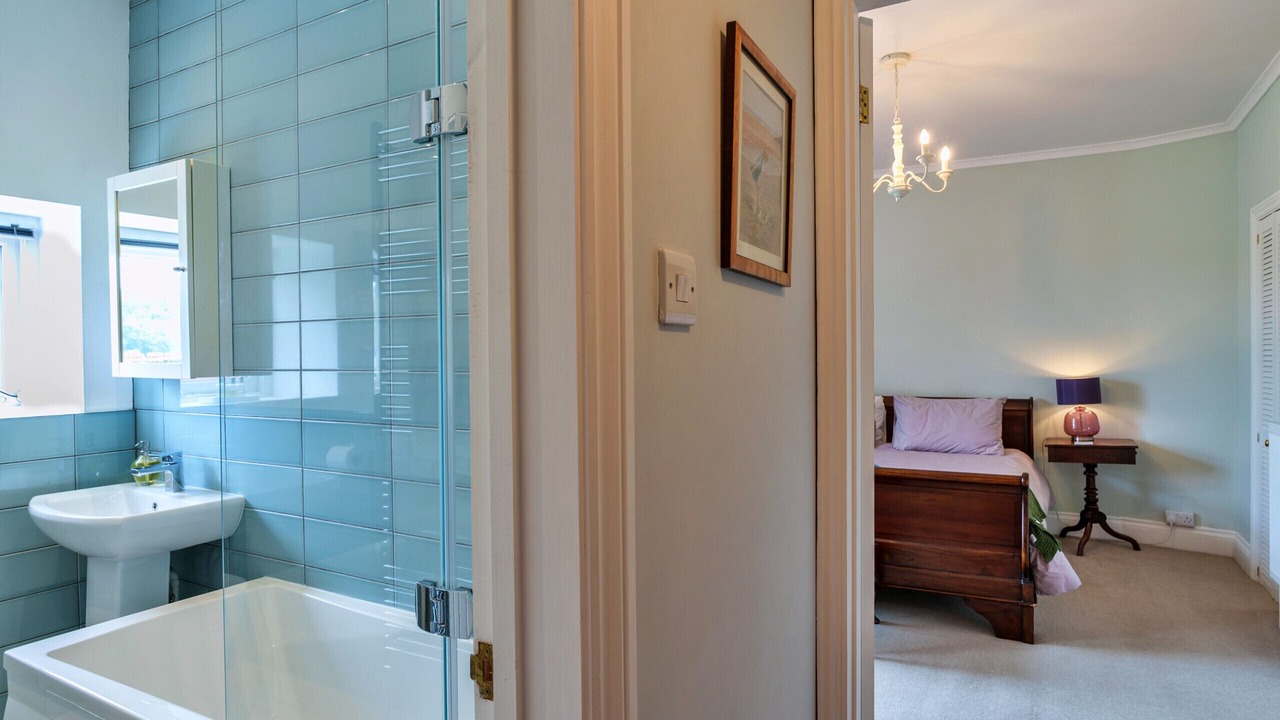 Photo of Bathroom in Kingsand