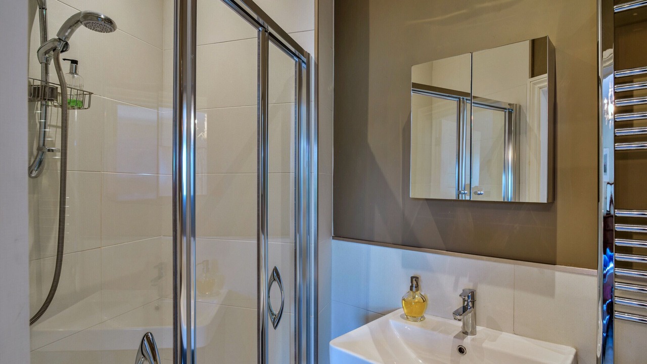 Photo of Bathroom in Kingsand